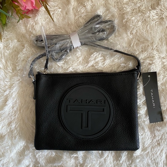 Tahari Handbags - ✨SALE✨Tahari Black Small Crossbody Purse